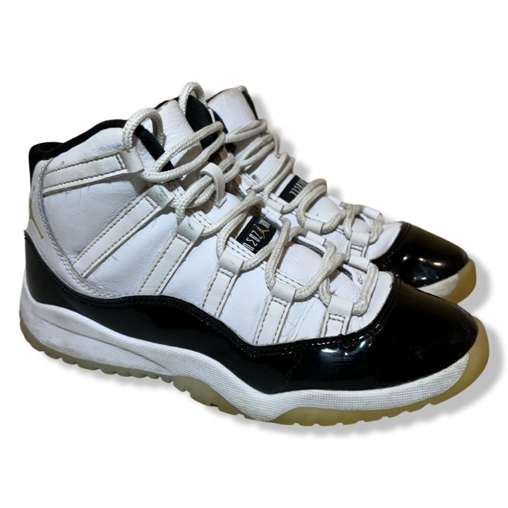 Kids Jordan 11 Defining Moments
